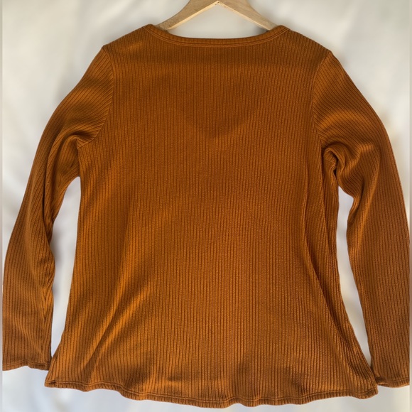 American Eagle | Mustard | Long Sleeve 🧡 - Picture 2 of 4